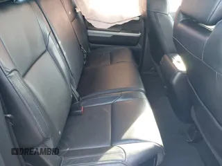 2017 Toyota Tundra Limited z VIN 5TFBW5F17HX612817, wystawiony jako IAAI lot #36970939 z przebiegiem 164 634 mil mil oraz . Historia ofert i sprzedaży dostępna na DreamBid. Obrazek 8.
