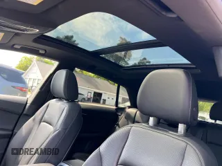 2019 Audi Q8 Premium Plus z VIN WA1EVAF10KD010837, wystawiony jako Copart lot #57176455 z przebiegiem 129 283 mil mil oraz Tytuł czysty. Historia ofert i sprzedaży dostępna na DreamBid. Obrazek 9.