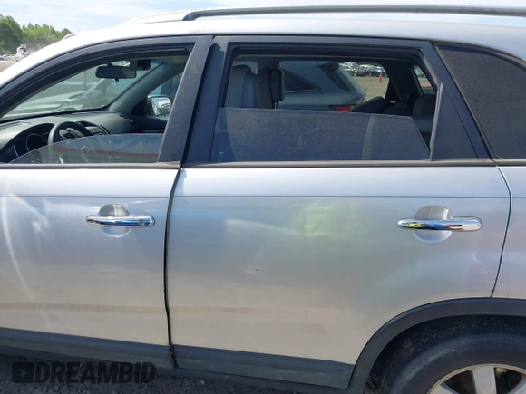 2012 Kia Sorento LX with VIN 5XYKT4A26CG292968, listed as a IAAI auction lot 42066841 with 215,295 mi miles. Bid and sale history available at carsss.com. Image 15.