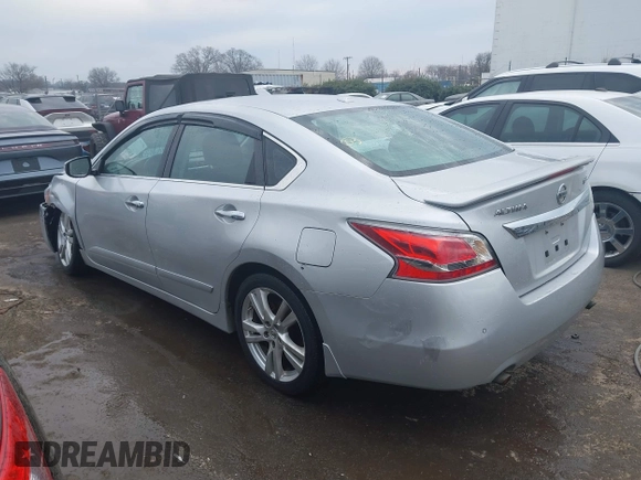 2015 Nissan Altima SL with VIN 1N4BL3AP7FC454420, listed as a IAAI auction lot 41666384 with 211,747 mi miles and . Bid and sale history available at carsss.com. Image 14.