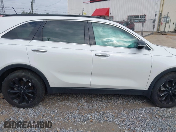 2019 Kia Sorento S V6 with VIN 5XYPG4A57KG605108, listed as a IAAI auction lot 41899611 with 121,198 mi miles. Bid and sale history available at carsss.com. Image 13.
