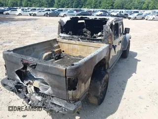 2023 Jeep Gladiator Sport S с VIN 1C6HJTAG4PL501583, выставлен на аукционе IAAI как лот 42622857 с пробегом Не указан миль и . История ставок и продаж доступна на DreamBid. Изображение 6.