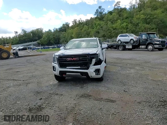 2024 GMC Yukon XL AT4 with VIN 1GKS2HKD8RR211249, listed as a Copart auction lot 74127264 with 9,091 mi miles and Salvage Title. Bid and sale history available at carsss.com. Image 14.