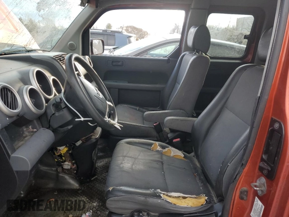 2004 Honda Element EX with VIN 5J6YH18624L015642, listed as a Copart auction lot 46146415 with 201,566 mi miles and Salvage Title. Bid and sale history available at DreamBid. Image 7.