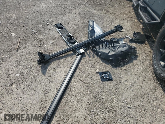 2024 Jeep Gladiator Willys с VIN 1C6HJTAG7RL131975, выставлен на аукционе Copart как лот 55139965 с пробегом 4 583 миль миль и Списание • Salvage title. История ставок и продаж доступна на DreamBid. Изображение 12.