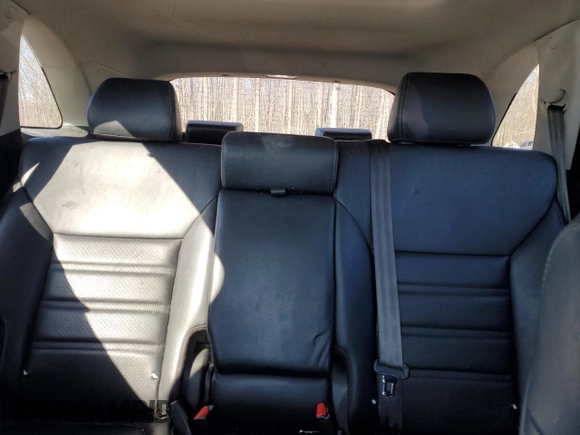 2018 Kia Sorento EX with VIN 5XYPHDA5XJG422216, listed as a Copart auction lot 45676175 with 106,771 mi miles and Salvage Title. Bid and sale history available at carsss.com. Image 10.