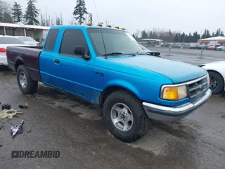 1994 Ford Ranger XL with VIN 1FTCR14A7RPB42071, listed as a IAAI auction lot 41703174 with 224,459 mi miles. Bid and sale history available at carsss.com. Image 1.