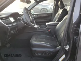 2023 Jeep Grand Cherokee Laredo с VIN 1C4RJGAG2PC662664, выставлен на аукционе Copart как лот 82878804 с пробегом 9 800 миль миль и Списание • Salvage title. История ставок и продаж доступна на DreamBid. Изображение 7.