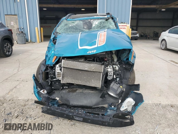 2021 Jeep Renegade Islander with VIN ZACNJDBB5MPM92000, listed as a Copart auction lot 55622165 with Not provided miles and Salvage title. Bid and sale history available at DreamBid. Image 5.