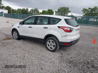 2018 Ford Escape S с VIN 1FMCU0F79JUB46232, выставлен на аукционе IAAI как лот 42434765 с пробегом 40 327 миль миль и . История ставок и продаж доступна на DreamBid. Изображение 3.