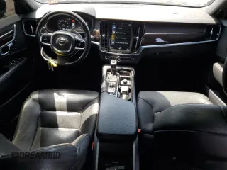 2019 Volvo S90 Momentum с VIN LVY102AK4KP097710, выставлен на аукционе Copart как лот 55883134 с пробегом 81 162 миль миль и Списание • Salvage title. История ставок и продаж доступна на DreamBid. Изображение 8.