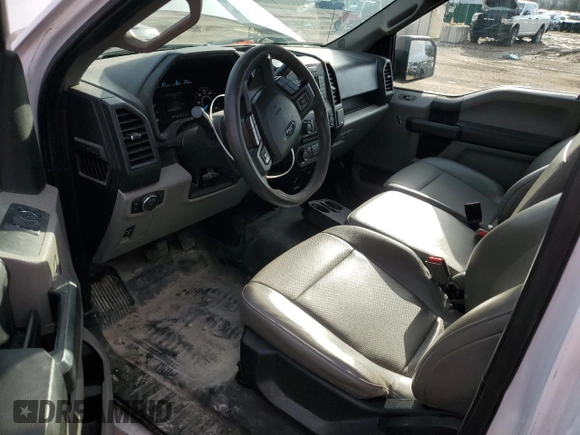 2016 Ford F-150 XL z VIN 1FTMF1C88GKF10862, wystawiony jako Copart lot #85302204 z przebiegiem 159 965 mil mil oraz Szkoda całkowita • Salvage title. Historia ofert i sprzedaży dostępna na DreamBid. Obrazek 8.
