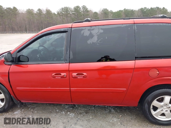 2007 Dodge Grand Caravan SXT with VIN 2D4GP44L67R213012, listed as a IAAI auction lot 41800286 with 218,958 mi miles and . Bid and sale history available at DreamBid. Image 15.