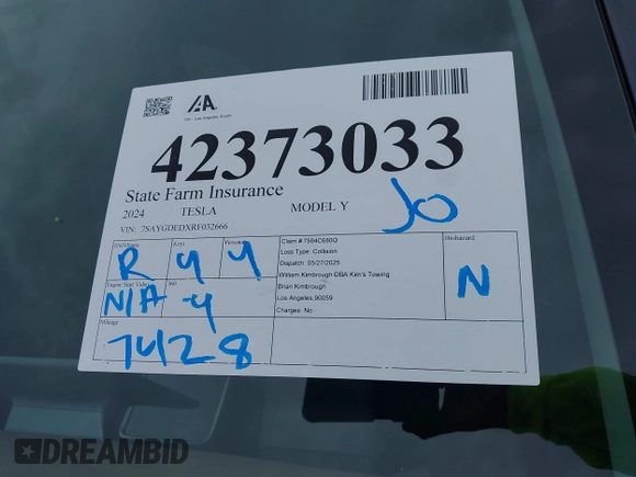 2024 Tesla Model Y z VIN 7SAYGDEDXRF032666, wystawiony jako IAAI lot #42373033 z przebiegiem 7 428 mil mil oraz . Historia ofert i sprzedaży dostępna na DreamBid. Obrazek 20.