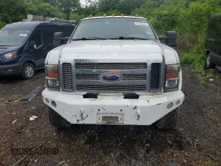 2008 Ford F-350 XL z VIN 1FTWW33R98EB55293, wystawiony jako Copart lot #57329445 z przebiegiem 203 765 mil mil oraz Czysty tytuł • Clean title. Historia ofert i sprzedaży dostępna na DreamBid. Obrazek 5.