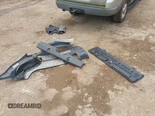 2003 Ford Explorer XLT z VIN 1FMZU63K63UB40896, wystawiony jako IAAI lot #42102966 z przebiegiem Nie podano mil oraz . Historia ofert i sprzedaży dostępna na DreamBid. Obrazek 12.