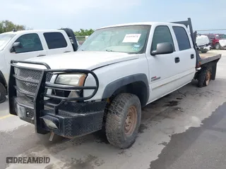 2003 Chevrolet Silverado 2500HD LS with VIN 1GCHK23193F126937, listed as a IAAI auction lot 41893874 with 260,432 mi miles. Bid and sale history available at carsss.com. Image 17.