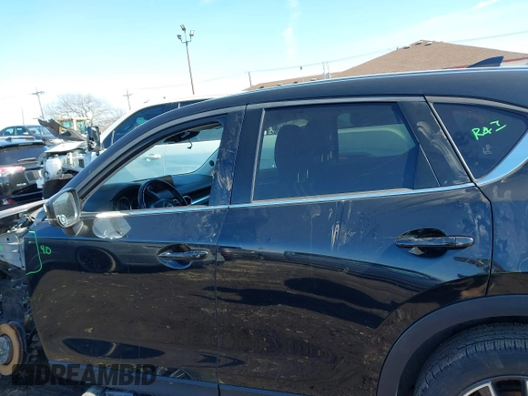 2018 Mazda CX-5 Grand Touring with VIN JM3KFBDM5J0441518, listed as a IAAI auction lot 41748941 with 64,639 mi miles. Bid and sale history available at carsss.com. Image 14.