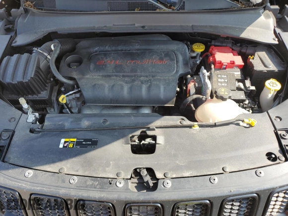 2020 Jeep Compass Latitude с VIN 3C4NJDBB8LT149997, выставлен на аукционе Copart как лот 63659125 с пробегом 36 647 миль миль и Списание • Salvage title. История ставок и продаж доступна на DreamBid. Изображение 12.