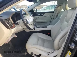 2022 Volvo S60 Momentum with VIN 7JRL12TZXNG161147, listed as a Copart auction lot 41370075 with 49,581 mi miles and Salvage Title. Bid and sale history available at carsss.com. Image 7.