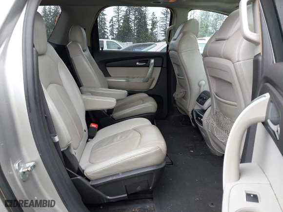 2007 GMC Acadia SLT with VIN 1GKER23707J147735, listed as a IAAI auction lot 41848178 with 201,082 mi miles. Bid and sale history available at carsss.com. Image 8.