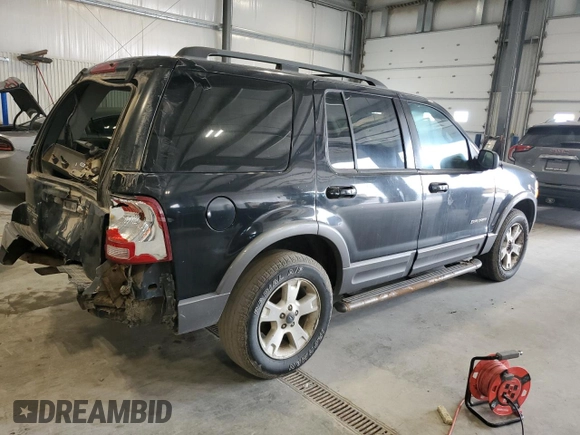 2002 Ford Explorer XLT z VIN 1FMZU73E62UC79442, wystawiony jako Copart lot #49327945 z przebiegiem 223 283 mil mil oraz Czysty tytuł • Clean title. Historia ofert i sprzedaży dostępna na DreamBid. Obrazek 3.