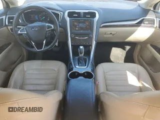 2015 Ford Fusion SE z VIN 3FA6P0HD7FR176586, wystawiony jako Copart lot #57523525 z przebiegiem 126 950 mil mil oraz Szkoda całkowita • Salvage title. Historia ofert i sprzedaży dostępna na DreamBid. Obrazek 8.