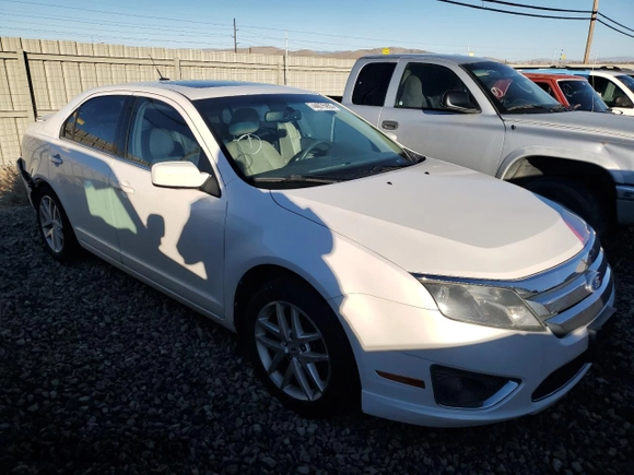 2011 Ford Fusion SEL with VIN 3FAHP0JG2BR324800, listed as a Copart auction lot 44075955 with 155,890 mi miles and Salvage Title. Bid and sale history available at DreamBid. Image 4.