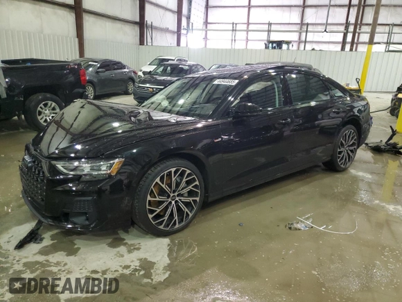 2024 Audi A8 z VIN WAULDAF88RN011314, wystawiony jako Copart lot #44944685 z przebiegiem 5 063 mil mil oraz Szkoda całkowita • Salvage title. Historia ofert i sprzedaży dostępna na DreamBid. Obrazek 1.