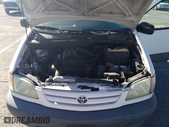 2002 Toyota Sienna LE with VIN 4T3ZF13C22U465170, listed as a Copart auction lot 76561124 with 218,314 mi miles and Clean Title. Bid and sale history available at carsss.com. Image 12.