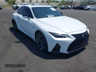 2024 Lexus IS 350 F Sport z VIN JTHGZ1B28R5076461, wystawiony jako IAAI lot #42116778 z przebiegiem 14 090 mil mil oraz . Historia ofert i sprzedaży dostępna na DreamBid. Obrazek 1.