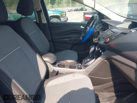 2013 Ford Escape SE with VIN 1FMCU9GX9DUD30349, listed as a IAAI auction lot 42572201 with 148,765 mi miles and . Bid and sale history available at DreamBid. Image 5.
