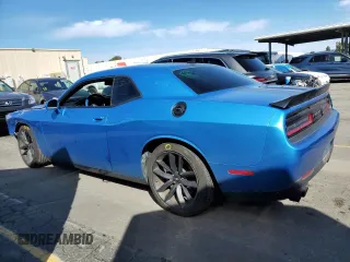 2019 Dodge Challenger R/T Scat Pack Widebody z VIN 2C3CDZFJ8KH521928, wystawiony jako Copart lot #44774595 z przebiegiem 61 755 mil mil oraz Szkoda całkowita • Salvage title. Historia ofert i sprzedaży dostępna na DreamBid. Obrazek 2.