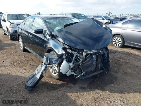 2015 Toyota Avalon Limited with VIN 4T1BK1EB7FU143611, listed as a IAAI auction lot 41461364 with NaN miles. Bid and sale history available at carsss.com. Image 1.