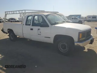 1995 GMC Sierra 2500 z VIN 1GTGC29K0SE536488, wystawiony jako Copart lot #68942024 z przebiegiem 212 918 mil mil oraz Szkody całkowita. Historia ofert i sprzedaży dostępna na DreamBid. Obrazek 4.