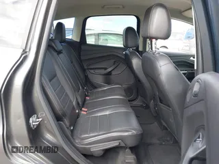 2016 Ford C-Max SEL z VIN 1FADP5CU4GL101968, wystawiony jako IAAI lot #42255922 z przebiegiem 165 358 mil mil oraz . Historia ofert i sprzedaży dostępna na DreamBid. Obrazek 8.