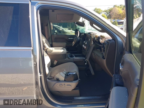 2022 GMC Sierra 1500 Limited SLT with VIN 1GTU9DET6NZ205052, listed as a IAAI auction lot 40565931 with 43,173 mi miles. Bid and sale history available at carsss.com. Image 5.