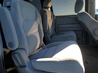 2010 Honda Odyssey LX with VIN 5FNRL3H29AB089110, listed as a Copart auction lot 84999084 with 200,279 mi miles and Non Repairable. Bid and sale history available at carsss.com. Image 11.