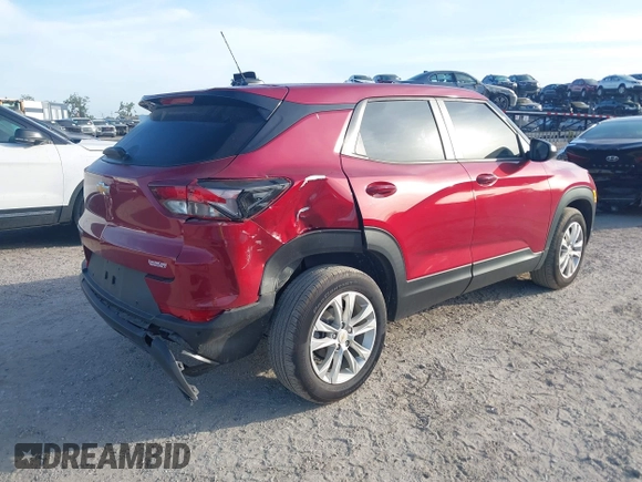 2021 Chevrolet TrailBlazer LS with VIN KL79MMS27MB005124, listed as a IAAI auction lot 42079611 with 38,033 mi miles and . Bid and sale history available at DreamBid. Image 4.
