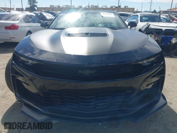 2020 Chevrolet Camaro 2SS with VIN 1G1FG1R72L0138437, listed as a IAAI auction lot 41620059 with 36,558 mi miles. Bid and sale history available at carsss.com. Image 12.