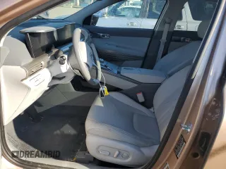 2021 Hyundai NEXO z VIN KM8J74A60MU014730, wystawiony jako Copart lot #87894385 z przebiegiem 35 203 mil mil oraz Szkoda całkowita • Salvage title. Historia ofert i sprzedaży dostępna na DreamBid. Obrazek 7.
