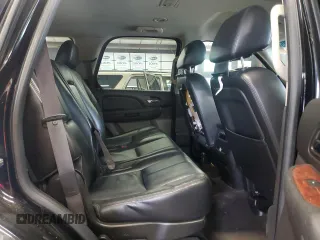 2012 GMC Yukon SLT z VIN 1GKS2CE05CR167004, wystawiony jako Copart lot #60663375 z przebiegiem 233 320 mil mil oraz Czysty tytuł • Clean title. Historia ofert i sprzedaży dostępna na DreamBid. Obrazek 11.