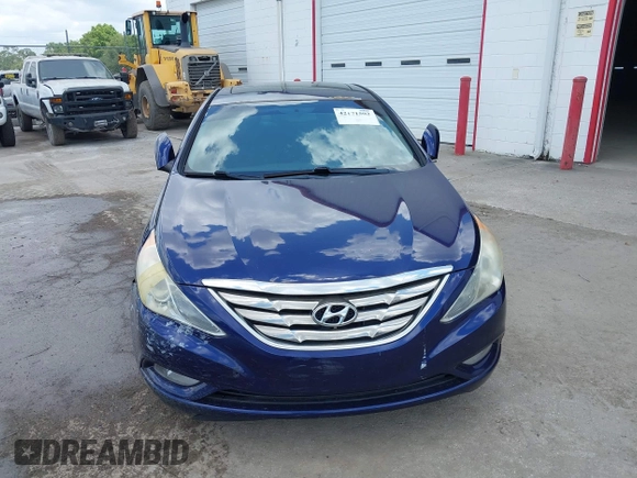 2012 Hyundai Sonata SE with VIN 5NPEC4AB1CH443852, listed as a IAAI auction lot 42171502 with 140,653 mi miles and . Bid and sale history available at carsss.com. Image 6.