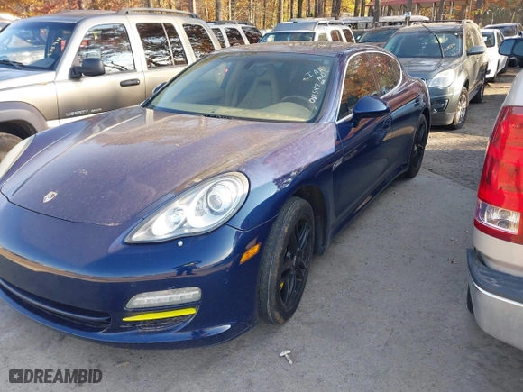 2010 Porsche Panamera S with VIN WP0AB2A70AL061547, listed as a IAAI auction lot 40972962 with 148,139 mi miles. Bid and sale history available at carsss.com. Image 16.