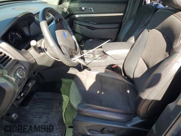 2019 Ford Explorer XLT z VIN 1FM5K8D88KGA39097, wystawiony jako Copart lot #61062594 z przebiegiem 35 578 mil mil oraz Szkoda całkowita • Salvage title. Historia ofert i sprzedaży dostępna na DreamBid. Obrazek 7.