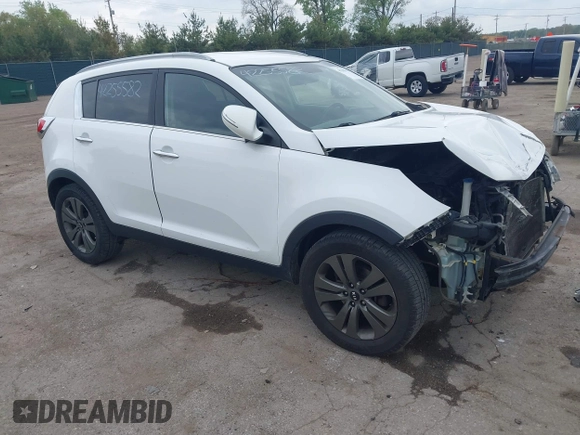 2013 Kia Sportage EX z VIN KNDPC3A22D7365381, wystawiony jako IAAI lot #42255582 z przebiegiem 239 561 mil mil oraz . Historia ofert i sprzedaży dostępna na DreamBid. Obrazek 1.