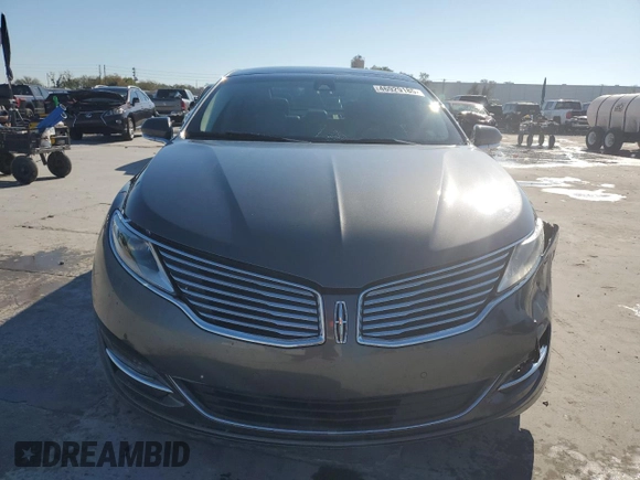 2016 Lincoln MKZ with VIN 3LN6L2JK8GR620629, listed as a Copart auction lot 46929185 with 51,075 mi miles and Salvage Title. Bid and sale history available at carsss.com. Image 5.