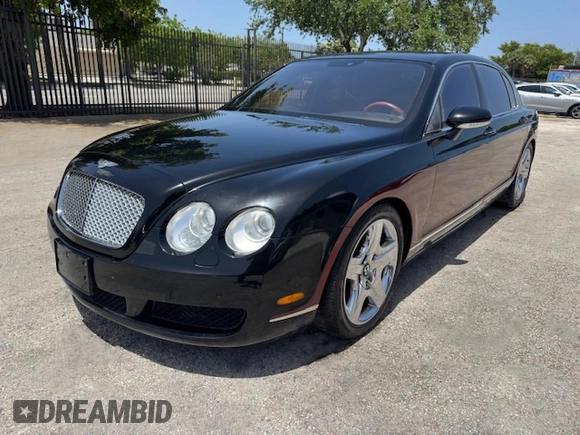 2006 Bentley Flying Spur z VIN SCBBR53W96C031785, wystawiony jako Copart lot #61819345 z przebiegiem 58 606 mil mil oraz Szkoda całkowita • Salvage title. Historia ofert i sprzedaży dostępna na DreamBid. Obrazek 1.