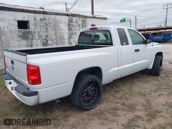 2011 Dodge Dakota с VIN 1D7RE2BK5BS666903, выставлен на аукционе IAAI как лот 41949050 с пробегом 178 570 миль миль и . История ставок и продаж доступна на DreamBid. Изображение 4.