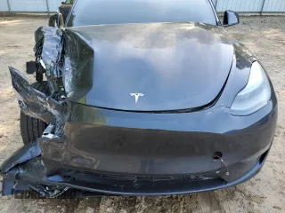 2024 Tesla Model Y Long Range с VIN 7SAYGDEE9RA230998, выставлен на аукционе Copart как лот 51682025 с пробегом Не указан миль и Списание • Salvage title. История ставок и продаж доступна на DreamBid. Изображение 12.